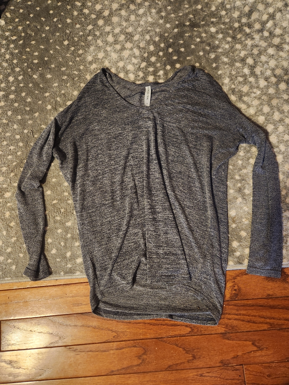 Tickled Teal Heathered Gray V-Neck Long Sleeve Top